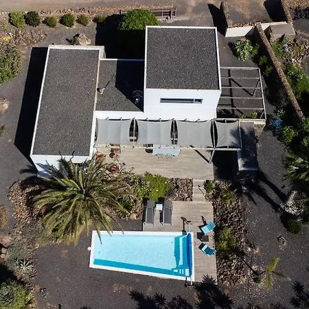 Majanicho Rock - With Heated Pool Villa *