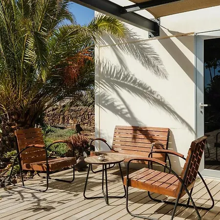 וילה Majanicho Rock - With Heated Pool *